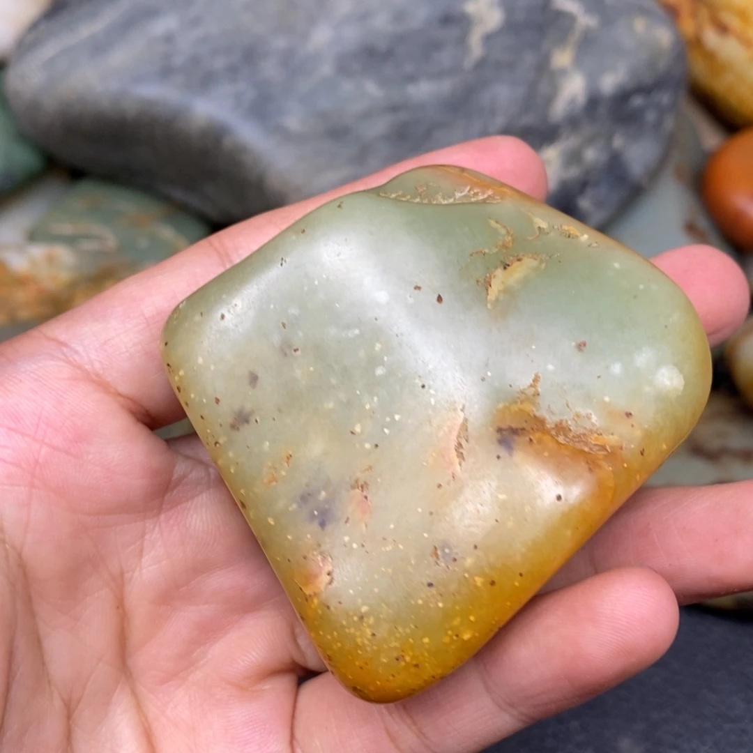 和田玉（糖玉）挂件未镶嵌