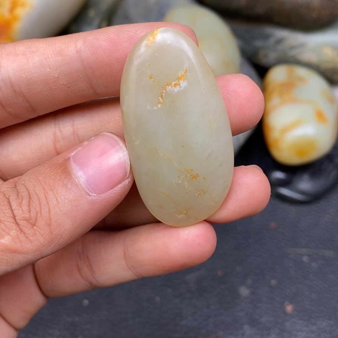 和田玉（糖玉）挂件未镶嵌