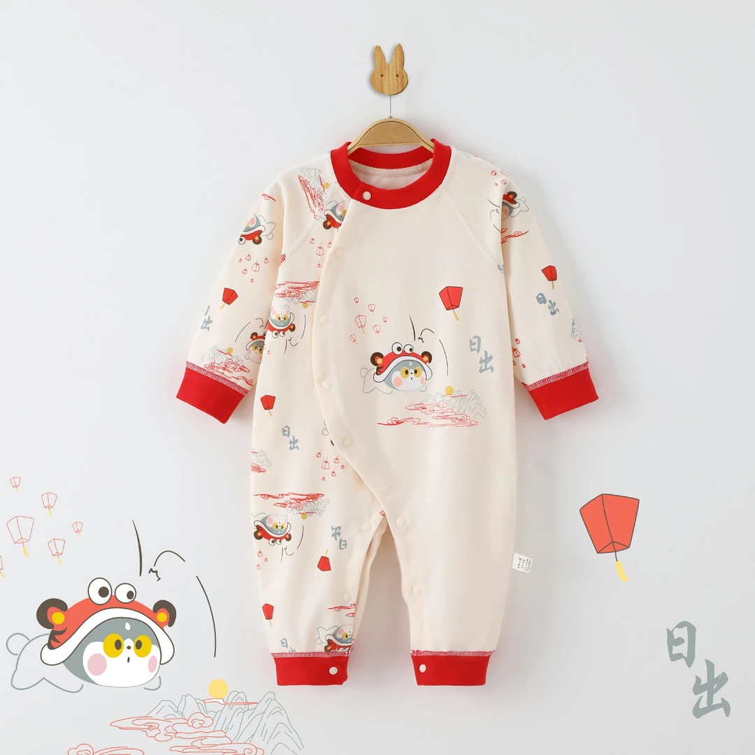婴儿纯棉连体衣新生儿长袖无骨哈衣男女宝宝满月百天国潮春夏季