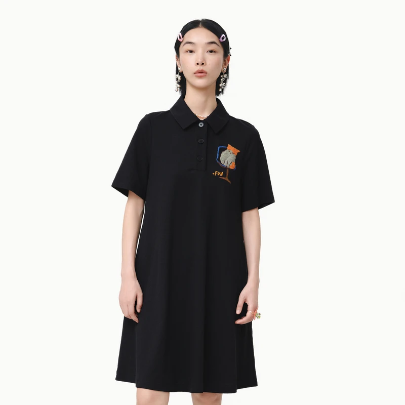 MOVEUP幻走2025春季新款.FUN polo领绣花设计针织连衣裙325111305