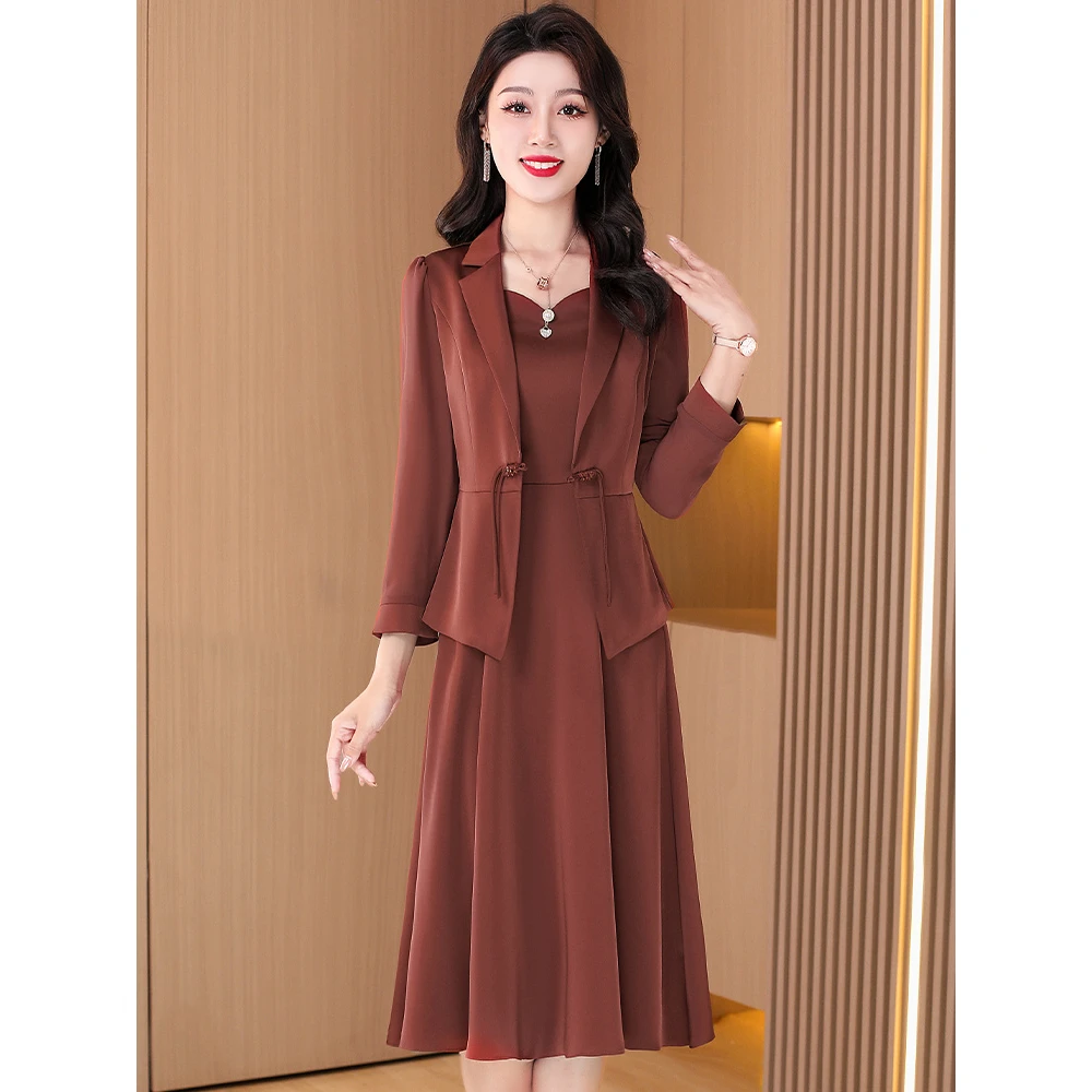 十月喜婆婆婚宴装2023新款年轻高贵妈妈结婚衣服礼服时尚两件套秋