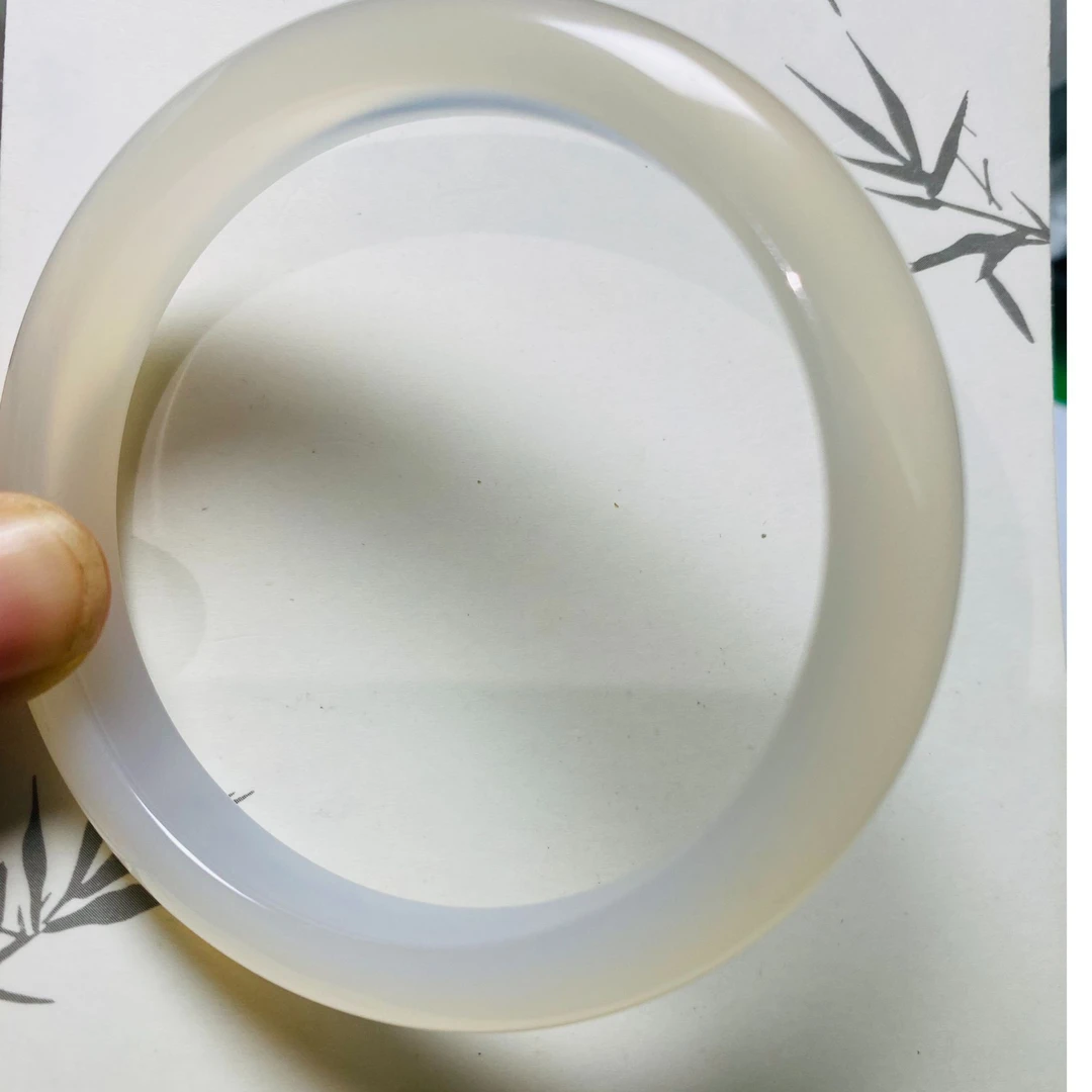 玛瑙香槟金高货手镯（浅香槟）拍一发一