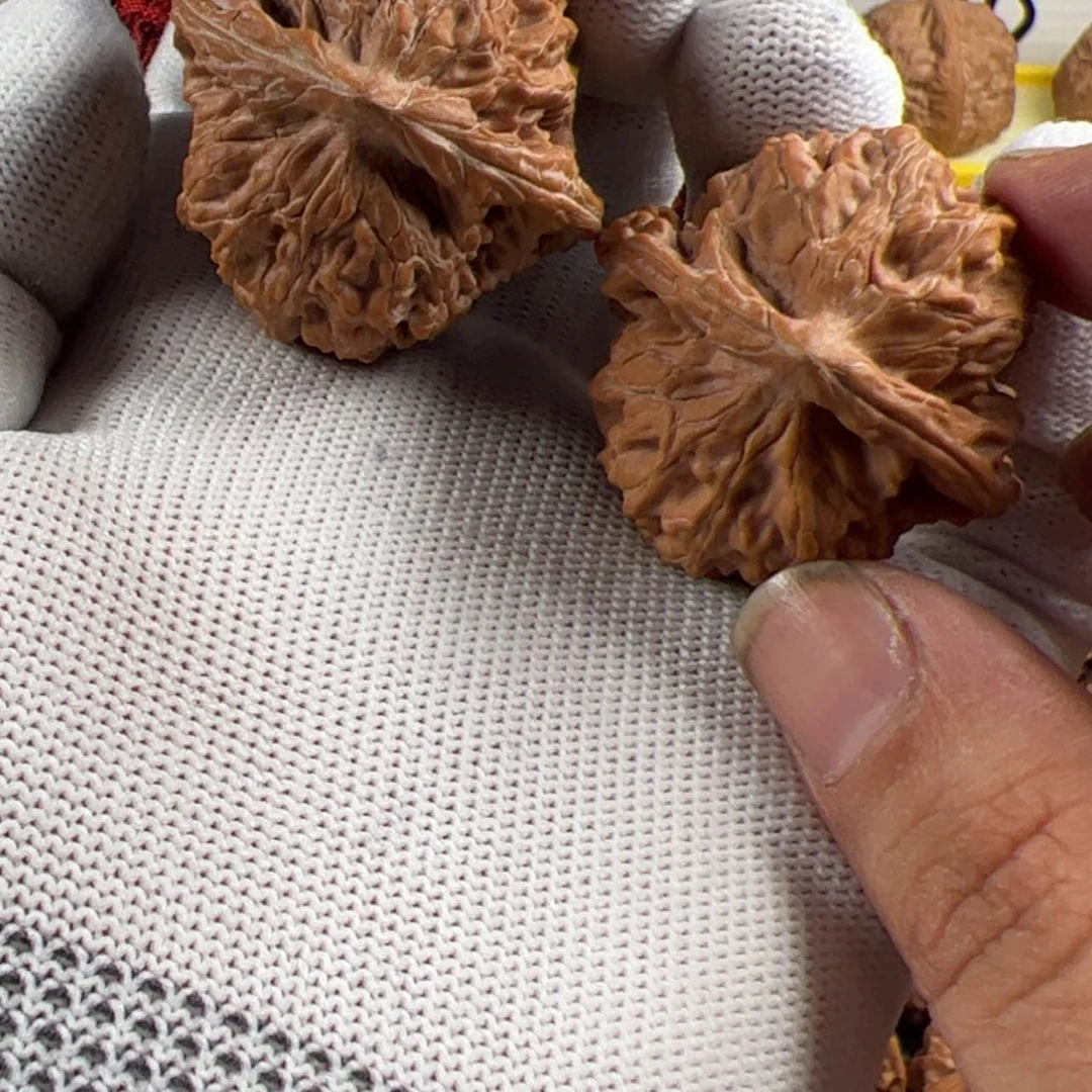 【闪购商品】核桃核雕阿*