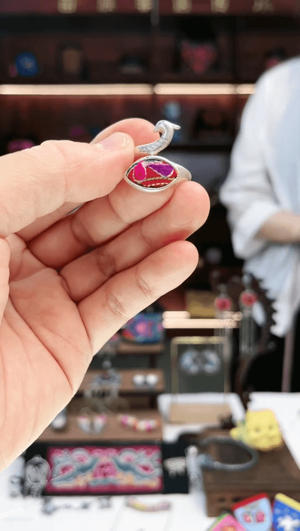 【闪购商品】织绣1693编号闪购苗银戒指