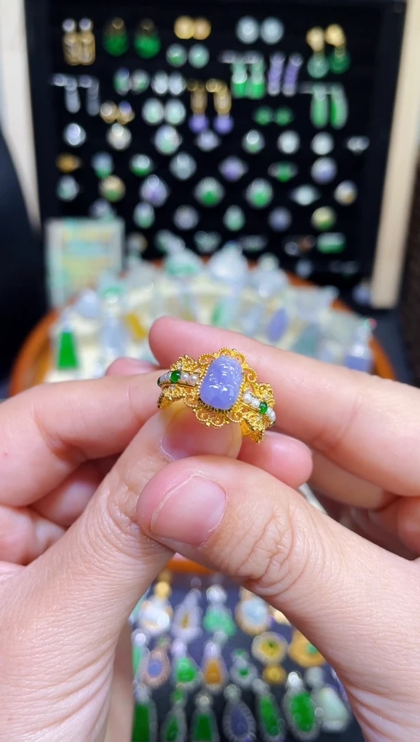 【闪购商品】翡翠颈饰18K金镶嵌设计款冰紫貔貅戒指