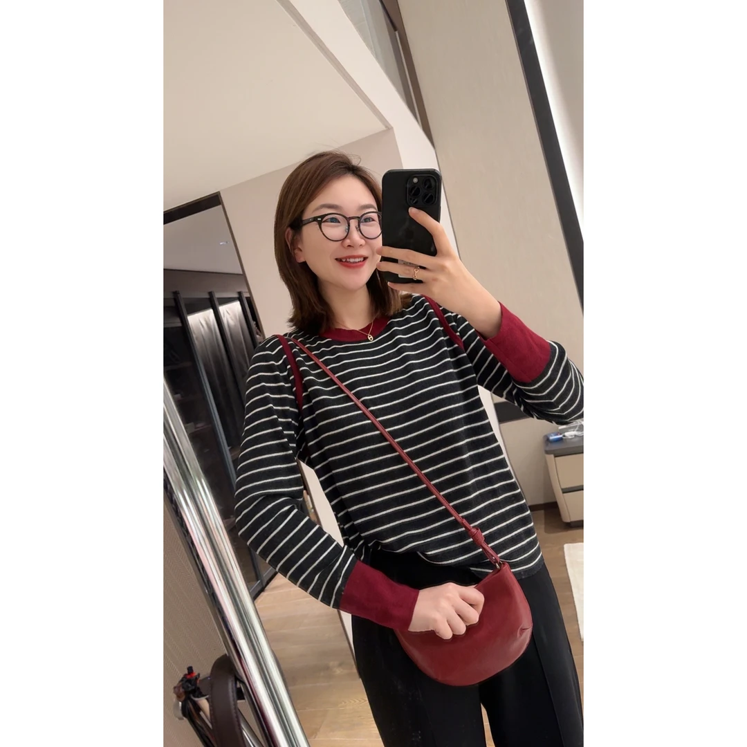 072 & RICE【朵拉】绵羊毛 秋季休闲圆领撞色长袖针织衫 31SJ66