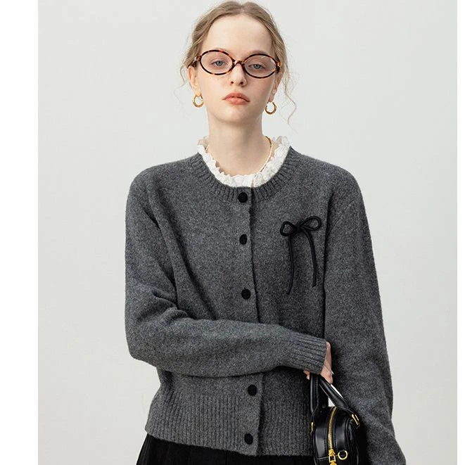 EGGKA【现现】木耳领边毛衣开衫 E24A4108YM