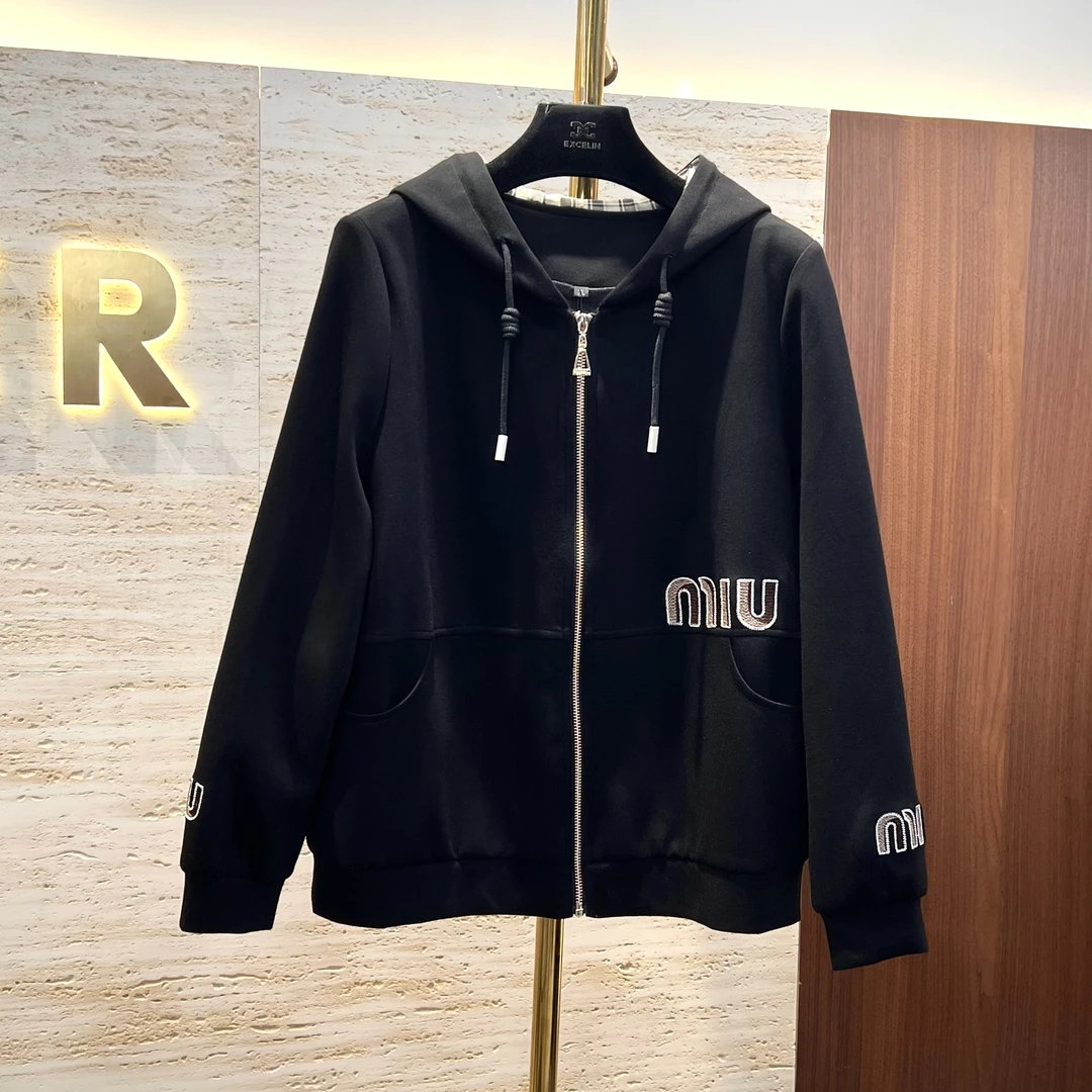 【格子连帽拉链开衫】新款休闲减龄显瘦烫钻卫衣上衣外套女士棒球服