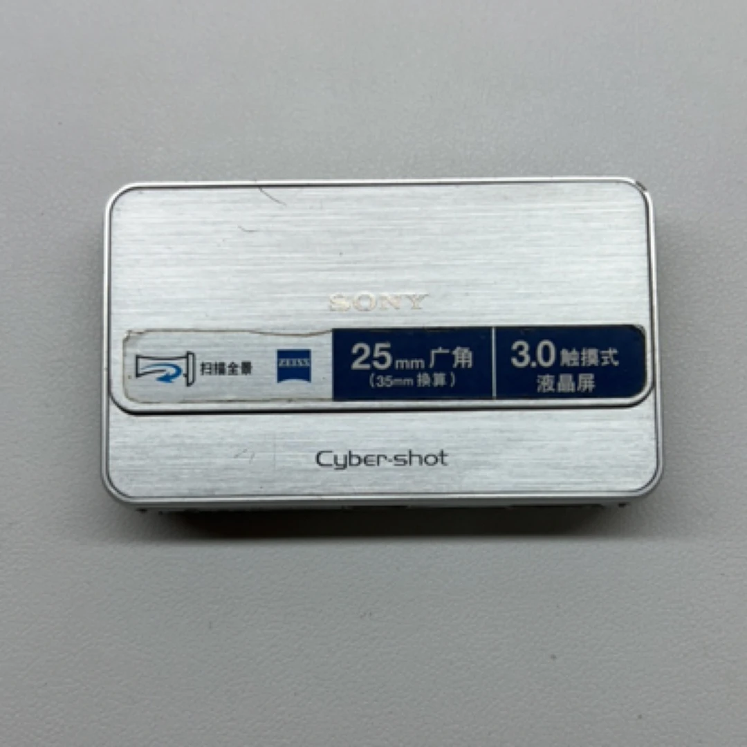 9新 Sony/索尼 T99 银色 1410万像素 可涂鸦滑盖ccd冷白皮