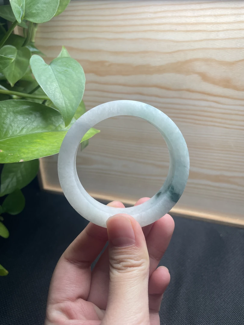 天然A货翡翠手镯定制