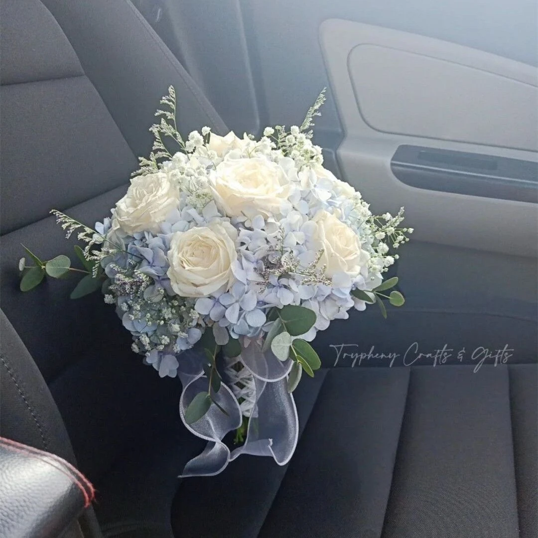 新款新娘伴娘婚礼订婚领证拍照韩式简约小清新混搭永生手捧花束