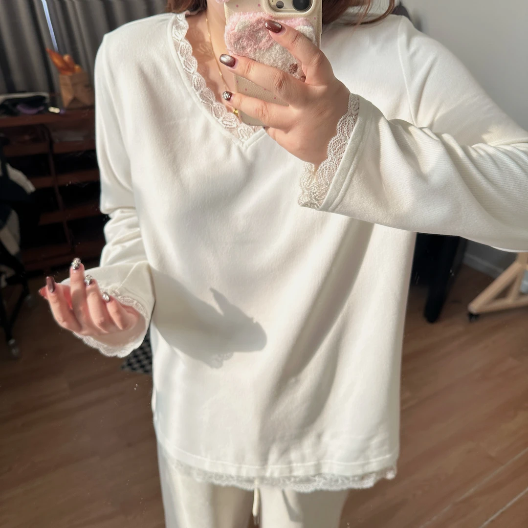 维维&南岛风2025冬季新款胖mm减龄针织女大码宽松打底上衣ZWW480