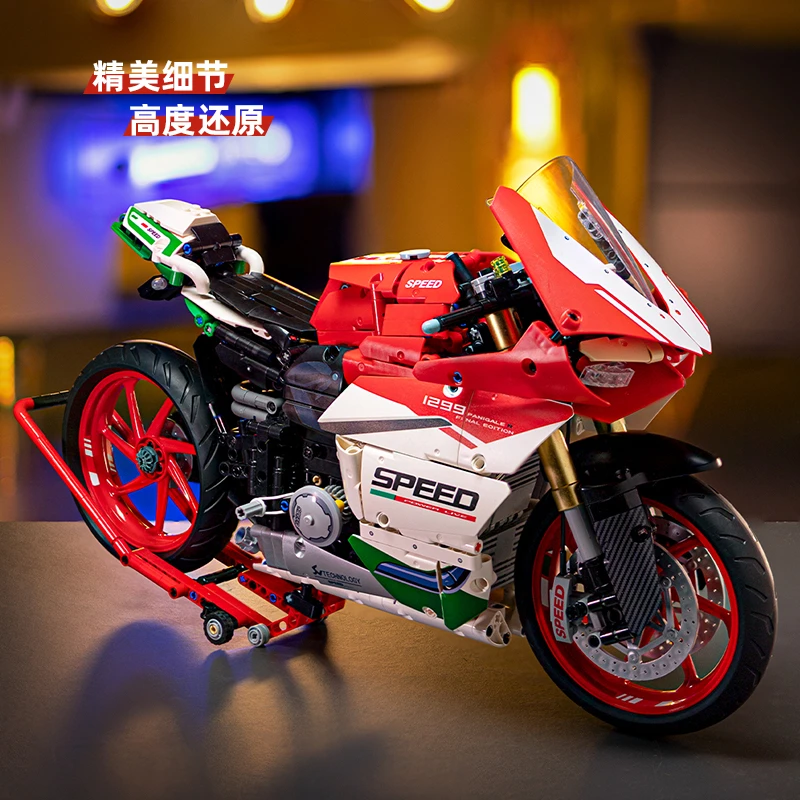 费米杜卡迪摩托车拼装积木模型桌面小摆件送男孩好友生日情人礼物