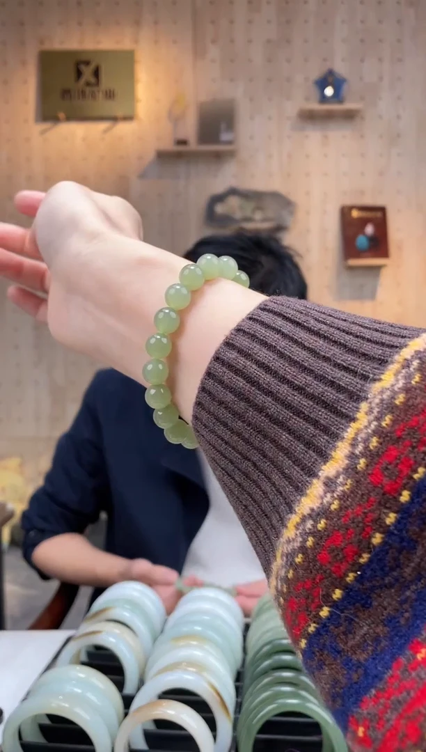 【闪购商品】和田玉手链未镶嵌葡萄肉卡10手串一条