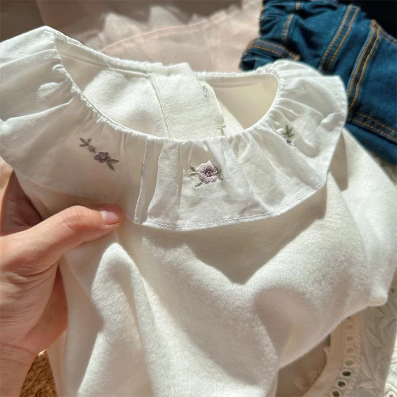 【软糯磨毛2024女童春秋上衣柔软磨毛翻领刺绣百搭打底衫衬衫