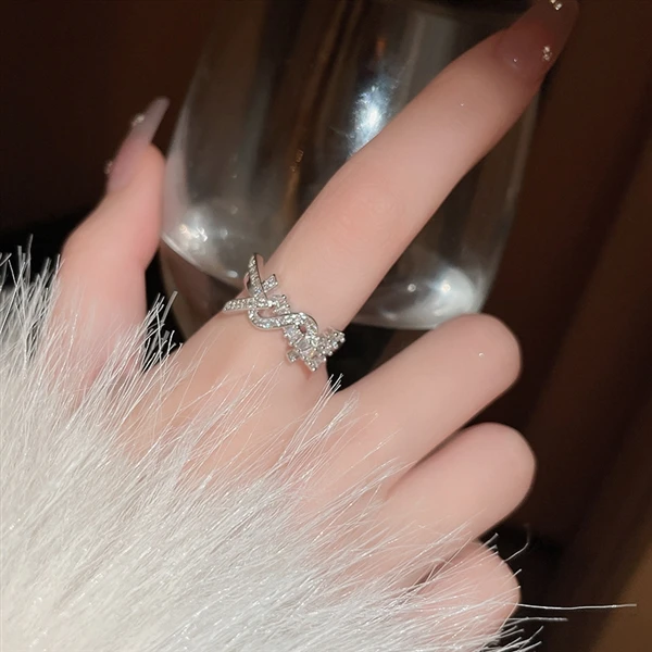 铜合金合成锆石戒指 小众设计感闪钻字母网红女轻奢ins开口食指戒
