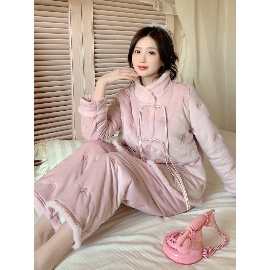 睡衣女三层夹棉加厚加绒新中式国风娃娃领绒面冬季气质家居服套装