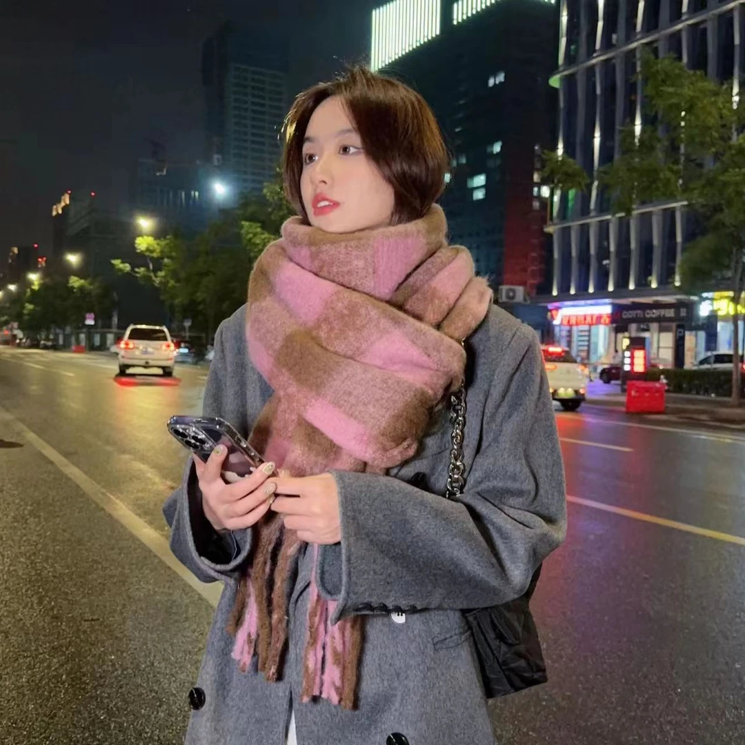 秋冬保暖围巾女款冬季大围巾保暖加厚韩版百搭披肩马海毛绒围脖男