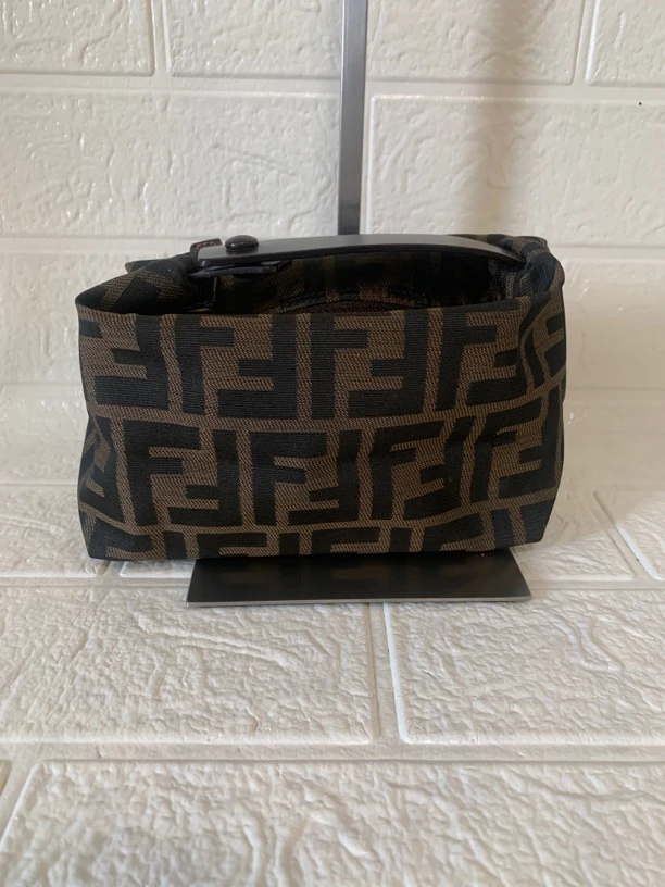 95新 FENDI/芬迪 芬迪老花饭盒包