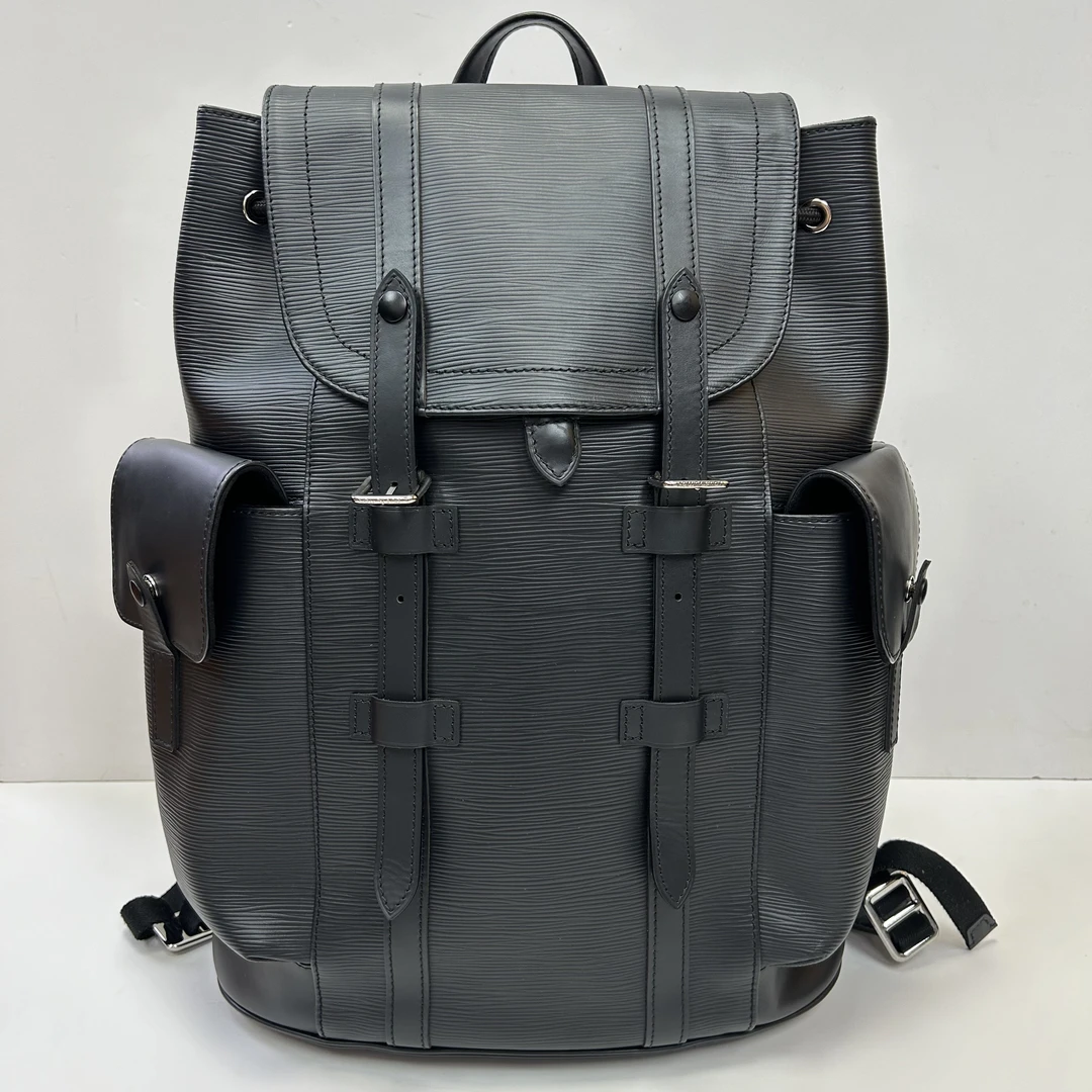 95新 LouisVuitton/路易威登 98新水波纹黑色全皮双肩包994