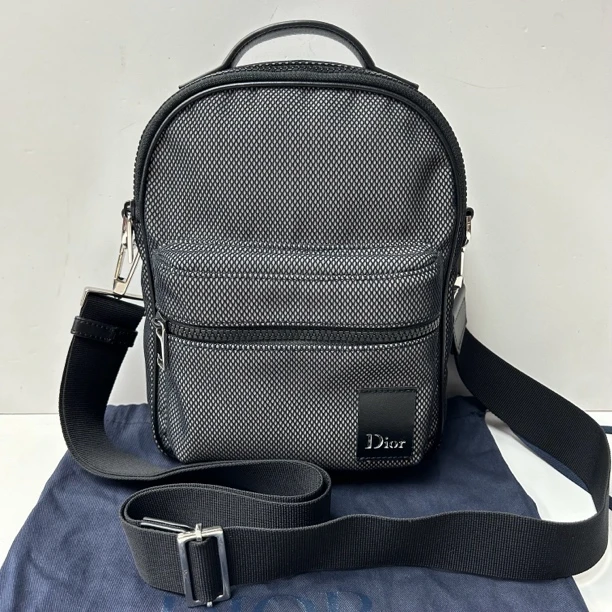 99新 DIOR/迪奥 黑色手提斜挎小网包914