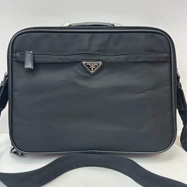 95新 Prada/普拉达 尼龙黑色公文包881