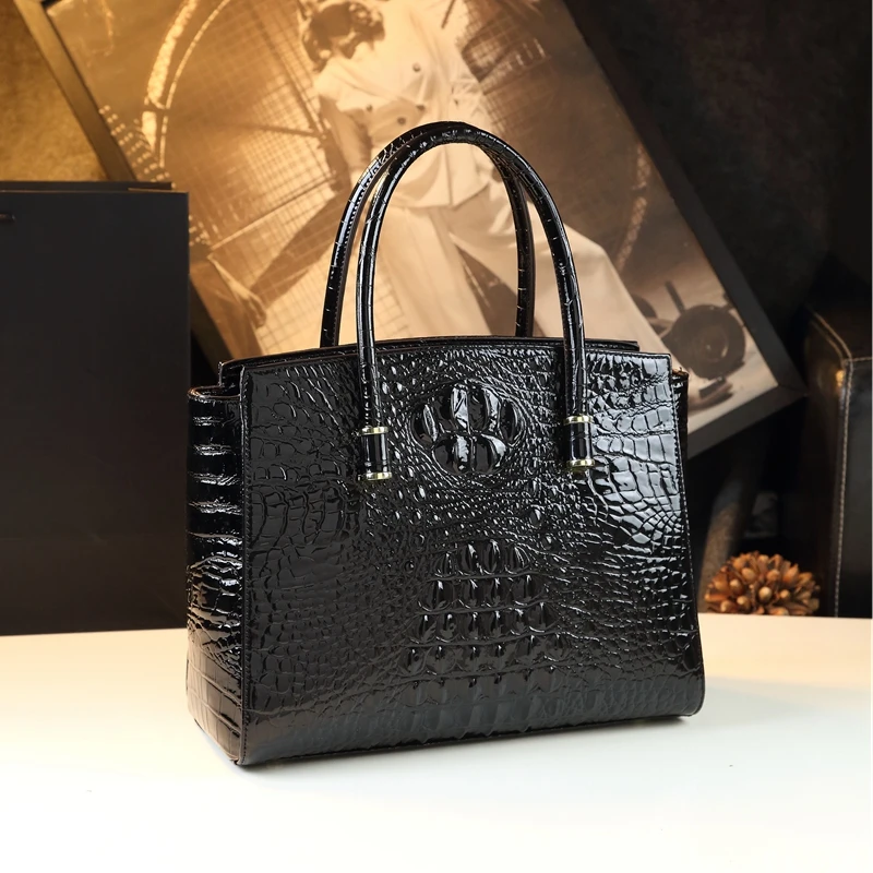2022新款鳄鱼纹商务真皮女包时尚中年大气女士手提包单肩斜挎大包