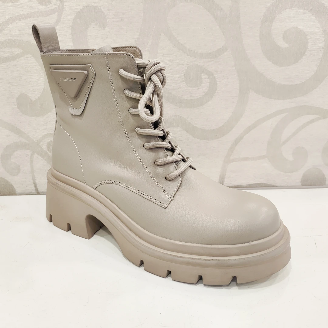 倬立 新款真皮厚底马丁靴