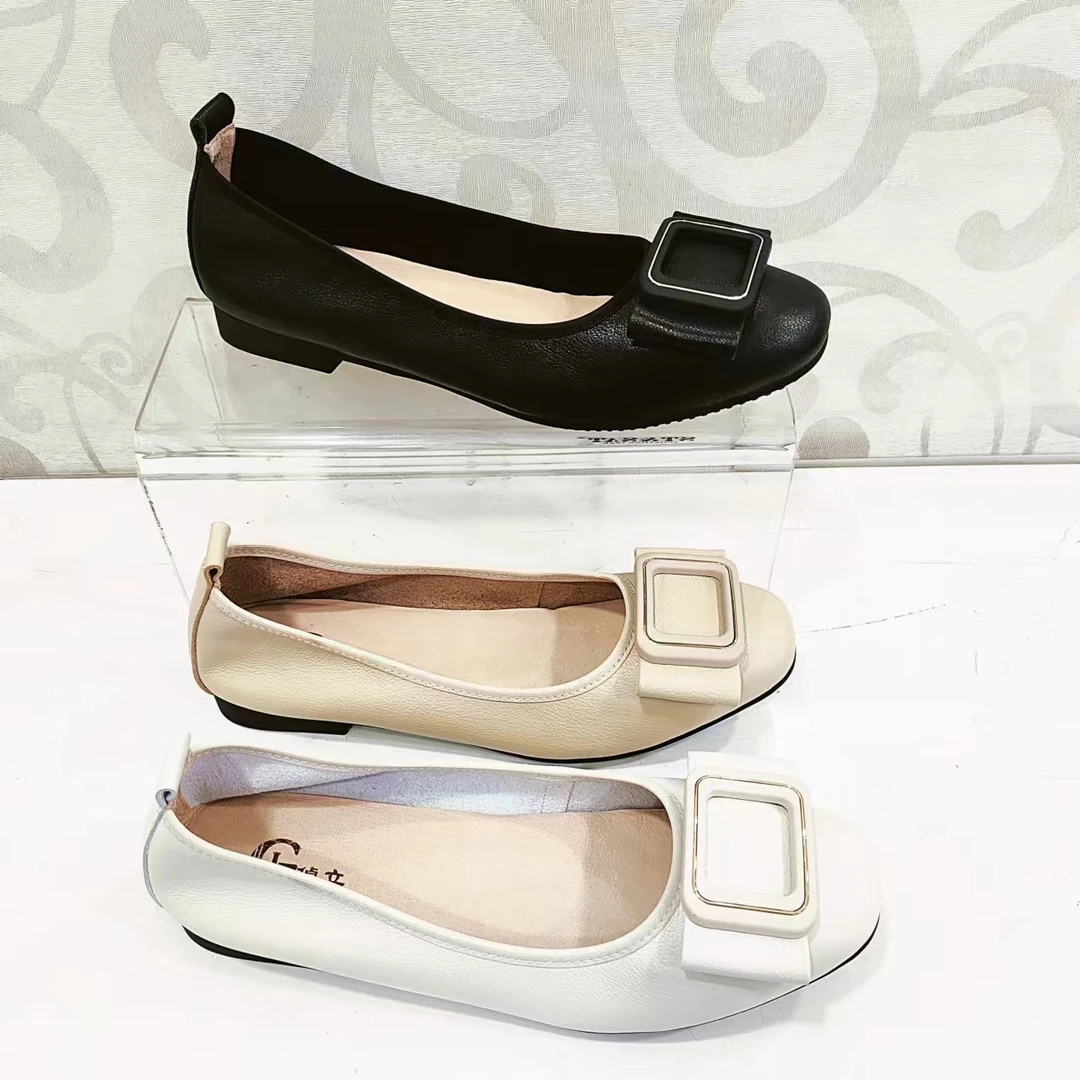 倬立 春季新款真皮舒适软底大扣浅口鞋