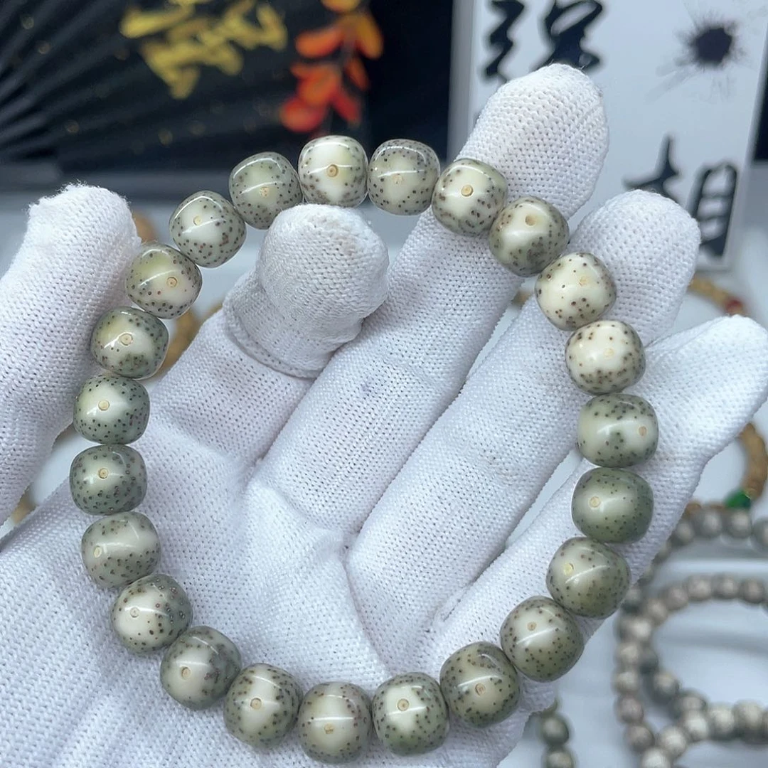 星月菩提吊坠疯***泽28。10/9绿冰黄金瞳