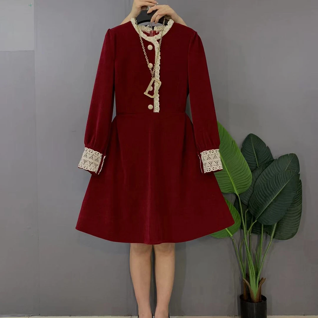 秋季新款大码女装时尚洋气小香风显瘦气质连衣裙