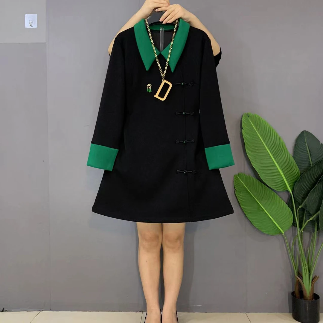 新款大码女装时尚洋气小翻领复古盘扣显瘦连衣裙