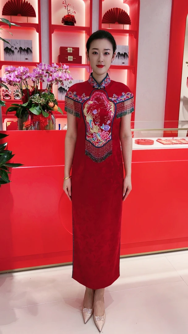 六礼17881提花刺绣中国风旗袍大码时尚婚礼优雅复古气质