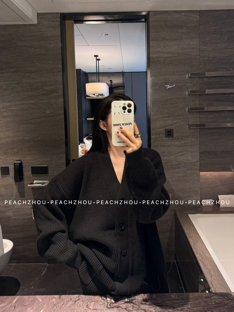 『PEACHZHOU』毛织排扣宽松V领纯色针织衫休闲百搭慵懒保暖毛衣开衫