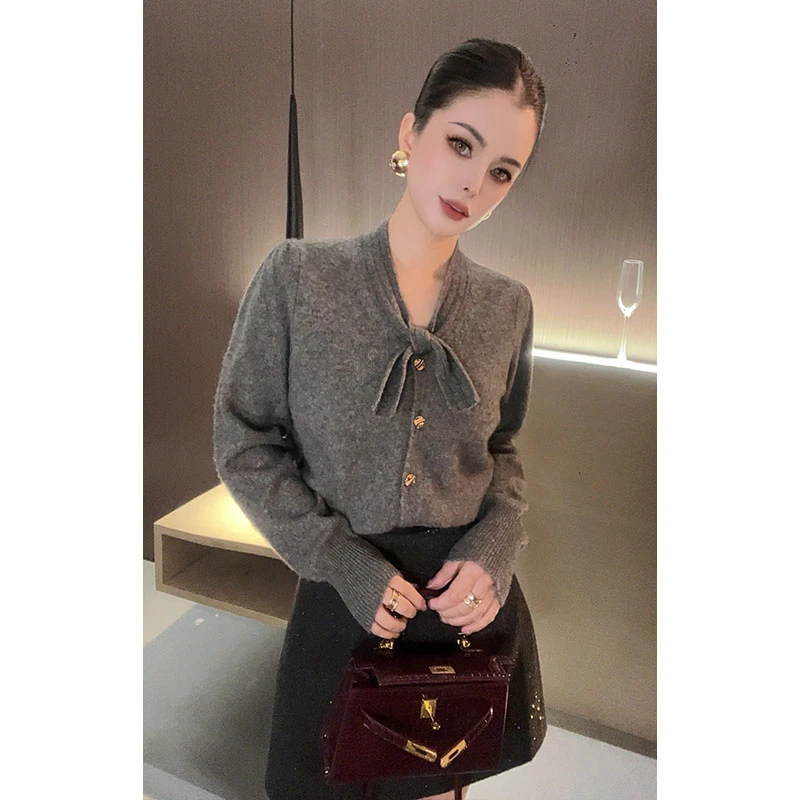 （C哥自制）V领蝴蝶结毛衣针织开衫MY30049