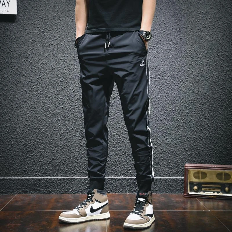 夏季运动裤男修身小脚冰丝休闲裤男条纹百搭大码男士束脚长裤薄款