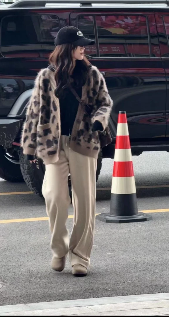 慵懒风针织开衫豹纹洋气毛衣外套女秋冬新款