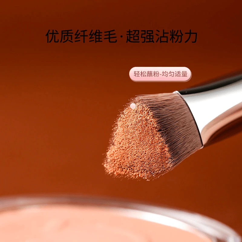斜三角熨斗高光刷多功能柔软初学者便携不吃粉面部遮瑕刷化妆刷