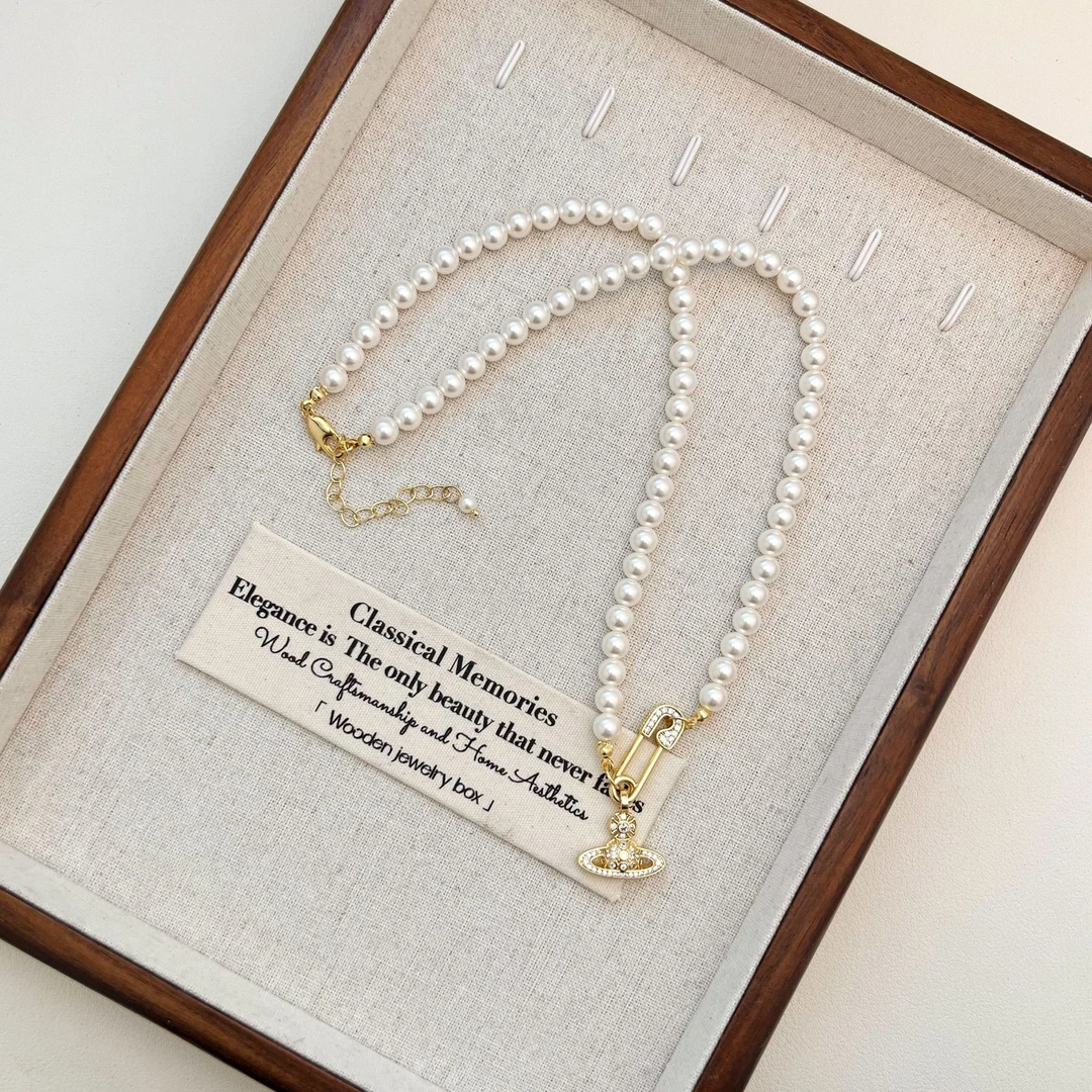 铜合金仿珍珠吊坠 轻奢时尚星球回形针珍珠项链女高级感颈链气质