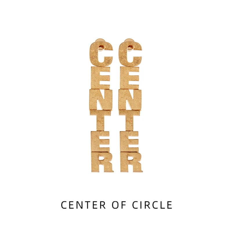 CENTEROFCIRCLE/圆心 铜合金耳饰 复古高级感镀金白金字母耳钉