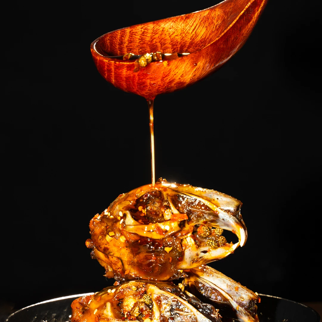 麻辣五香兔头麻辣兔头四川特产开袋即食真空包装传统川味零食兔子