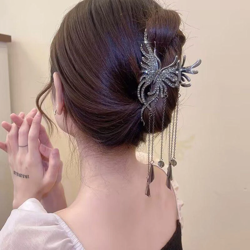 锌合金发饰 黑蝴蝶仿珍珠高级感优雅气质风铃流苏金属抓夹后脑勺