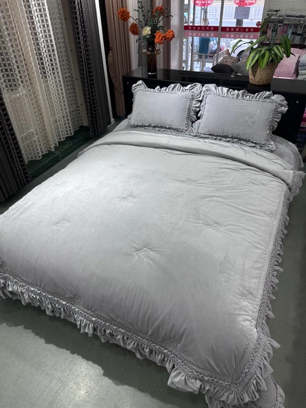 「凡一家纺」伊人绒款床盖纯色简约冬被四件套