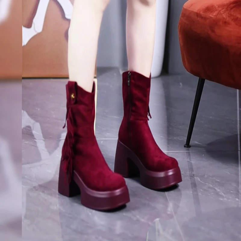 欧货显瘦V口厚底高跟流苏短靴女2024秋冬小个子增高粗跟马丁靴