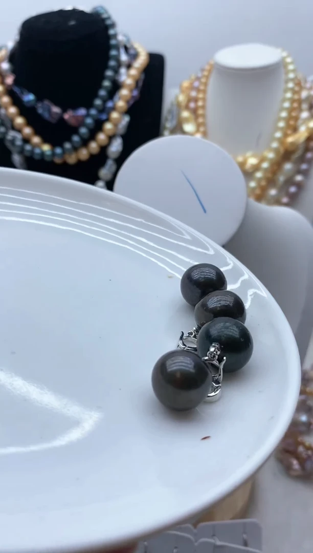 【闪购商品】淡水珍珠颈饰钛钢69