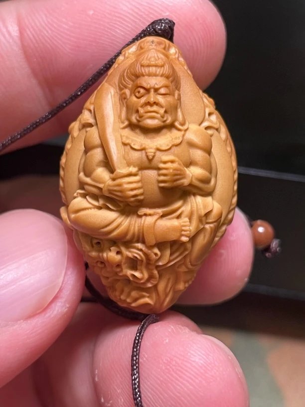 不动明王生肖鸡橄榄核