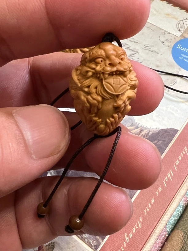 貔貅吞金兽点坠的