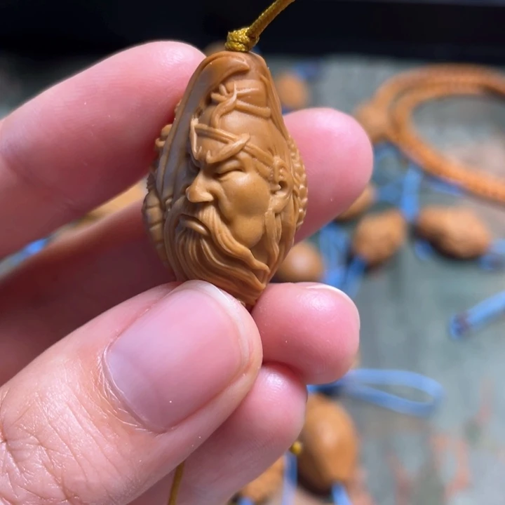 橄榄核核雕橄榄核