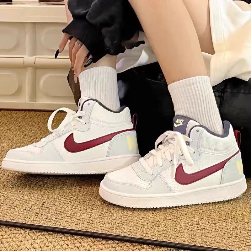 耐克Nike Court Borough Mid女子休闲复古运动高帮板鞋FV8122-161