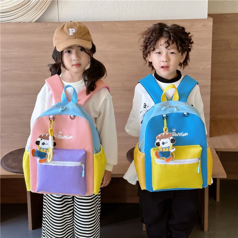 儿童幼儿园宝宝书包男女童超轻拼色小学生出游包新款女孩双肩包潮